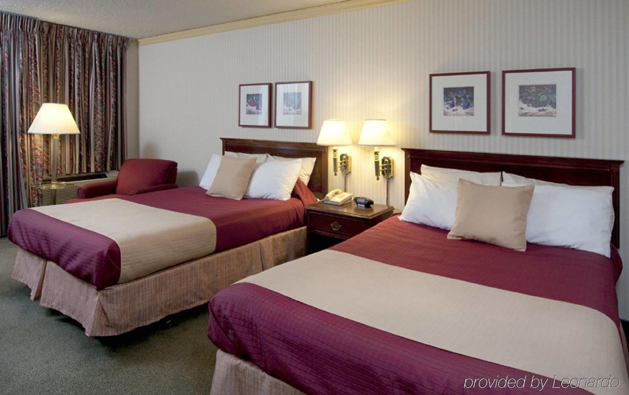 University Place Hotel And Conference Center Портланд Екстериор снимка