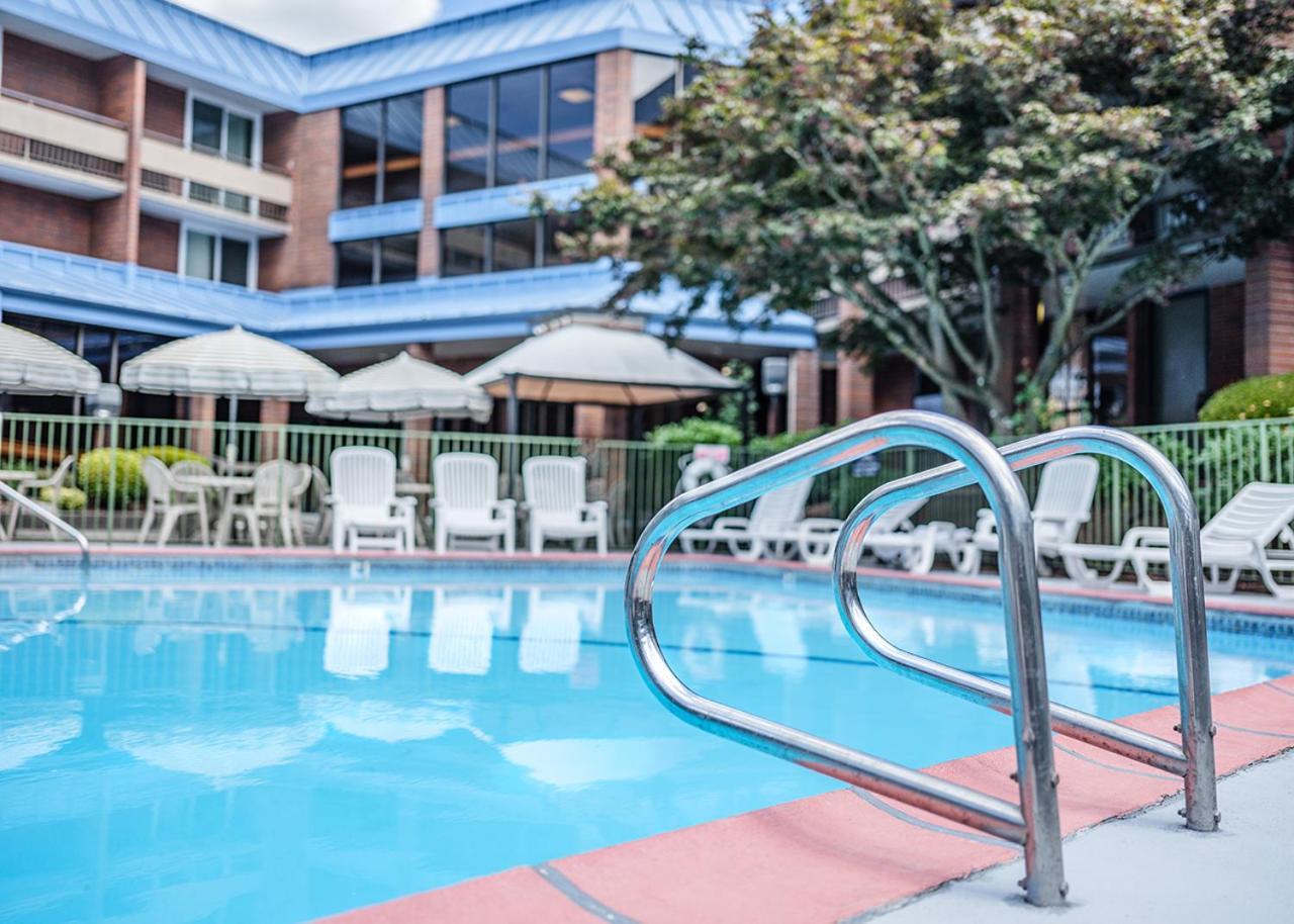 University Place Hotel And Conference Center Портланд Екстериор снимка