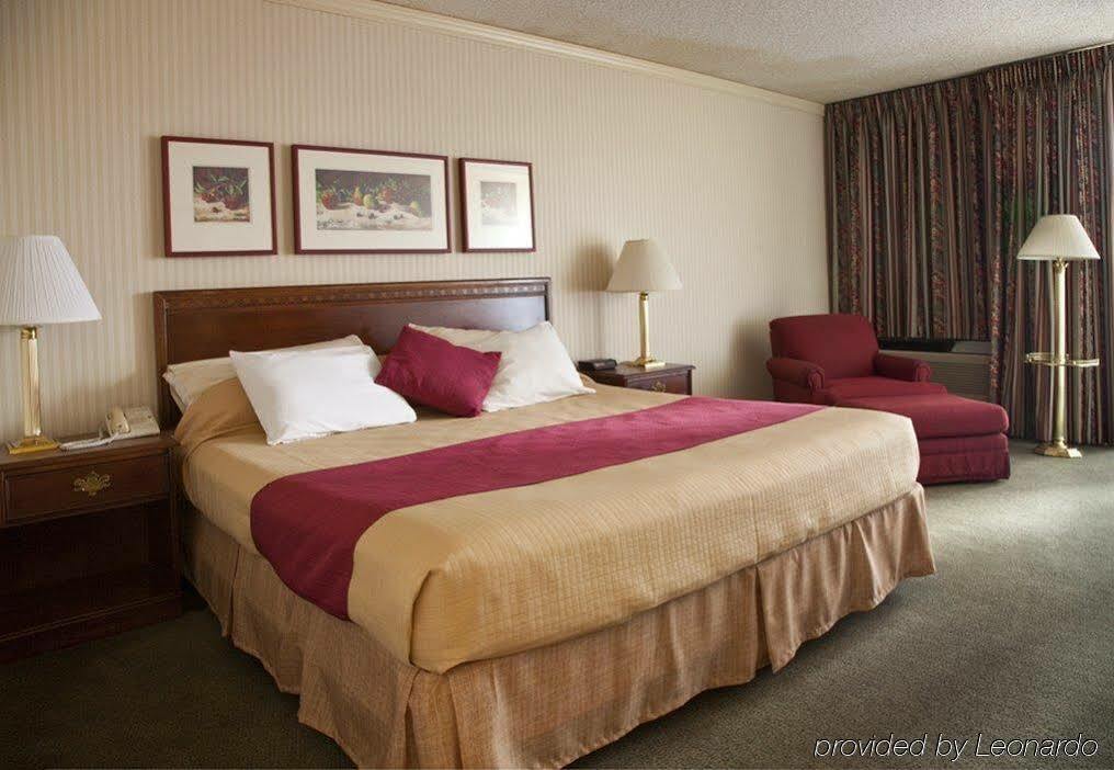 University Place Hotel And Conference Center Портланд Екстериор снимка